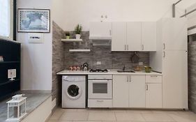 Olina Apartments